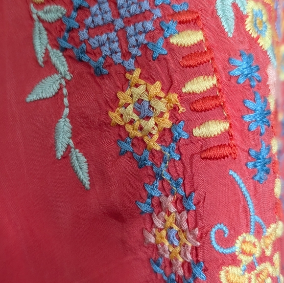 Johnny Was Ryleigh Blouse/Tunic in Passionfruit color C14818-D - Picture 4 of 4